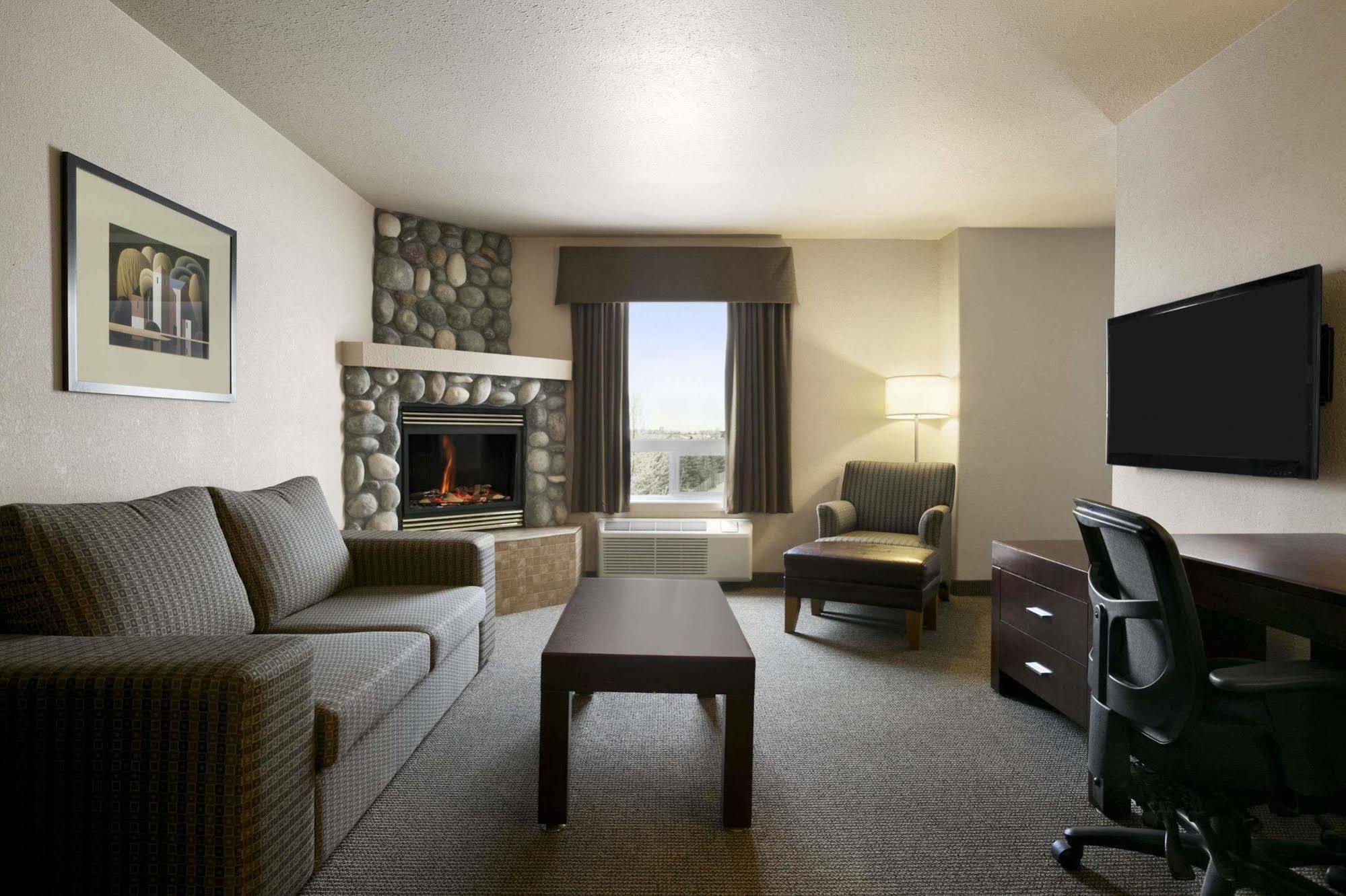 Days Inn by Wyndham Regina Exterior foto